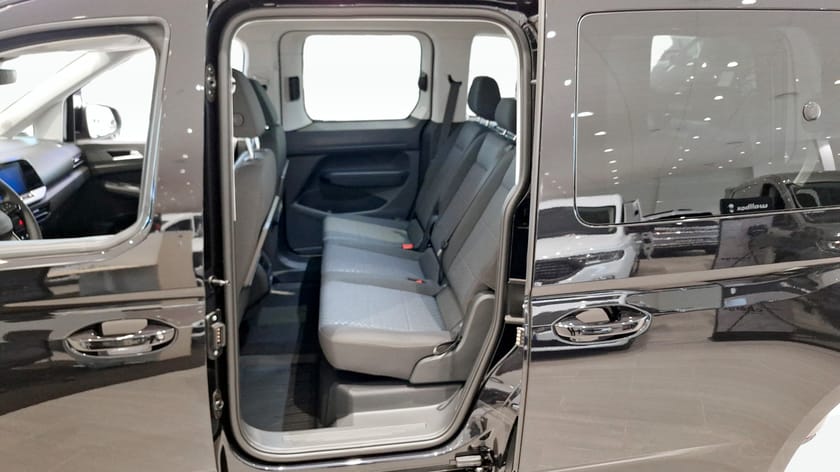 Bild 5 av Ford Tourneo Connect TITANIUM L1 1.5 ECOBOOST PLUG-IN-HYBRID