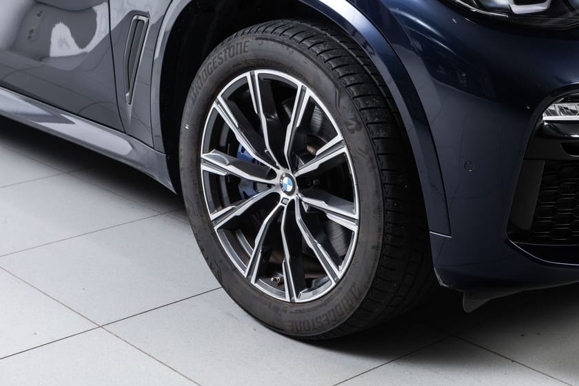 Bilde 3 av BMW X5 xDrive45e iPerformance 6,29% Rente - Tilhengerfeste-Glasstak-Skinn