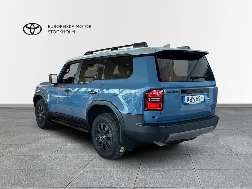 Bild 2 av Toyota Land Cruiser 2.8 D-4D AUT8 4WD FIRST EDITION 7-SITS