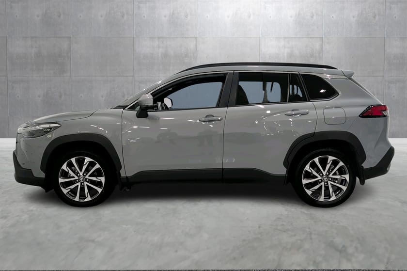 Bilde 2 av Toyota Corolla Cross Hybrid AWD-i Executive Panorama - LED - Ad. cruise