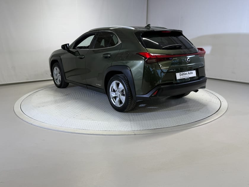 Bilde 3 av Lexus UX 250h E-Four AWD Premium Cruise/Kamera/Skinn/Navi/Relax garanti