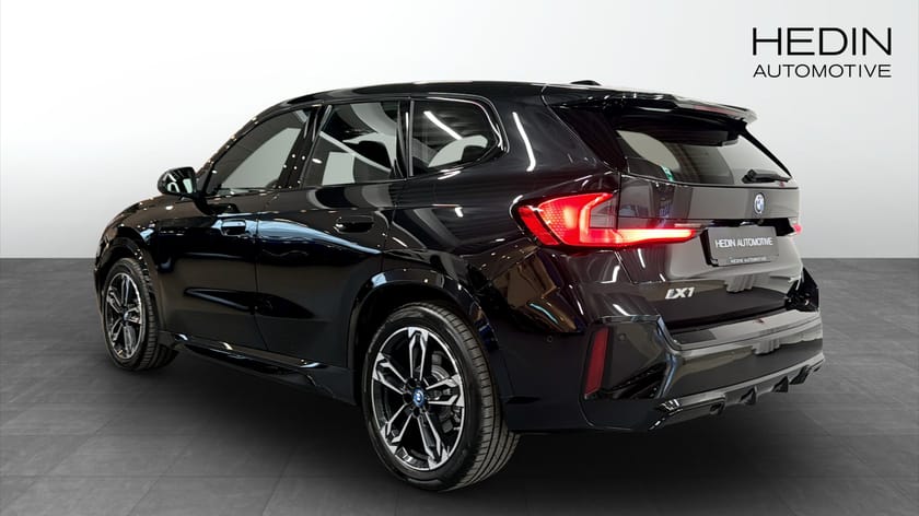 Bild 2 av BMW iX1 xDrive30 xDrive 30 M Sport H/K Comfort acc Rattvärme Backkamera