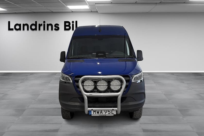 Bild 2 av Mercedes-Benz Sprinter 319 CDI 4x4 Panel Van Skåp ” 165 mil ”