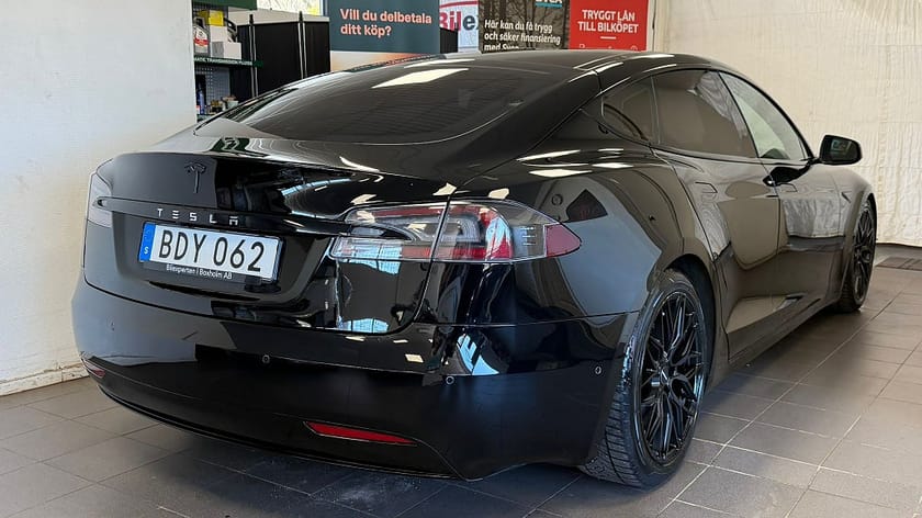 Bild 4 av Tesla Model S 90D 90D|AWD|PANORAMATAK|LUFTFJÄDRING|AUTOPILOT|3,45% RÄNTA