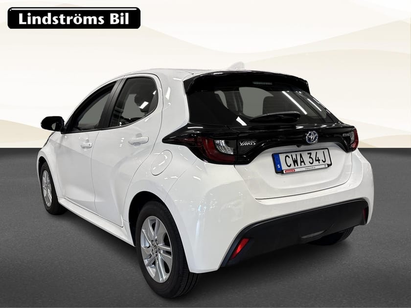 Bild 4 av Toyota Yaris Hybrid Active 1.5 116hk S&V-Hjul Moms