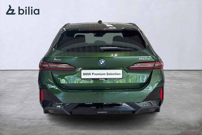 Bild 4 av BMW 550e xDrive Touring 550 M-Sport Pro | DEMOBIL | Drag