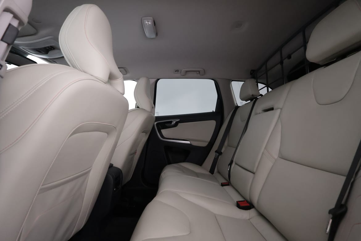 Volvo XC60 2015 - miniatyr 10