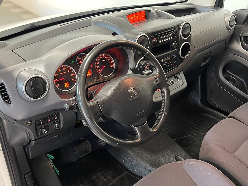 Bild 5 av Peugeot Partner Van Utökad Last 1.6 BlueHDi EGS PDC