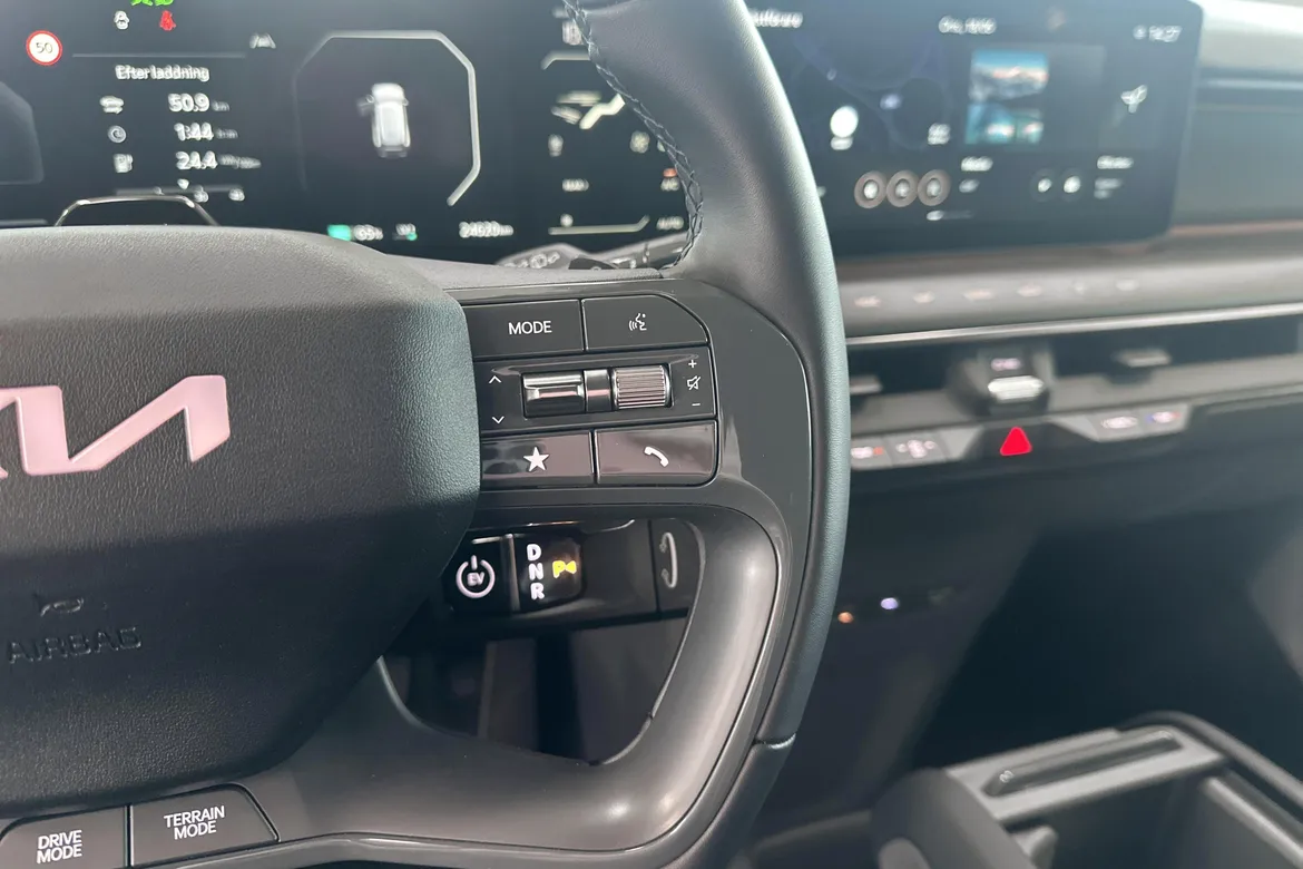 picture of a car