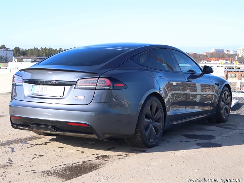 Bild 4 av Tesla Model S Plaid AWD 1020hk 1 ägare Moms S/V-hjul