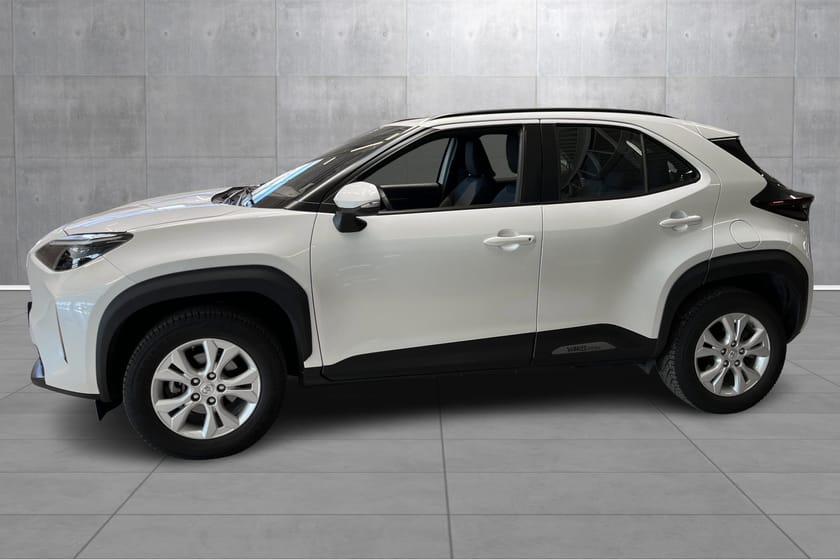 Bilde 4 av Toyota Yaris Cross Hybrid AWD-i 1.5 Active Tech Hybrid, Rentekampanje 6.25% med 35%EK