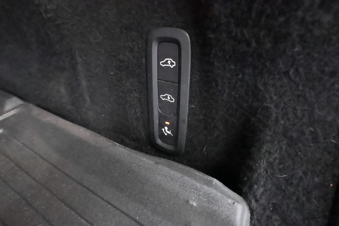 Volvo XC60 2022 - miniatyr 28