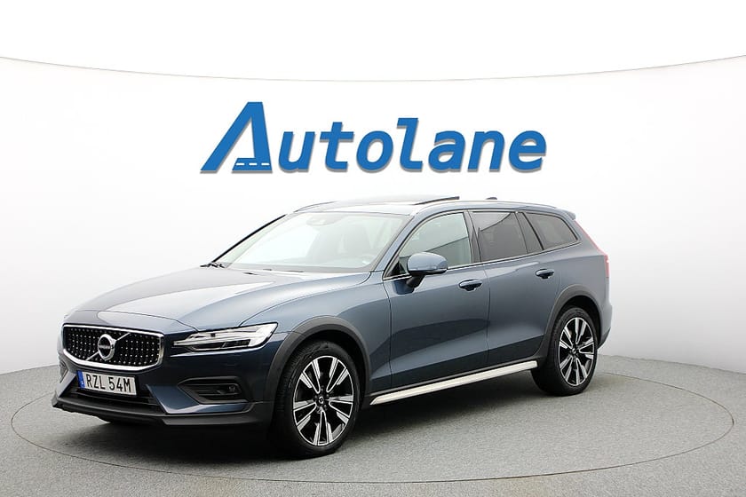 Bild 3 av Volvo V60 Cross Country B4 AWD Panorama, Kamera, Skinn, H/K, 4-zon, Drag 197hk
