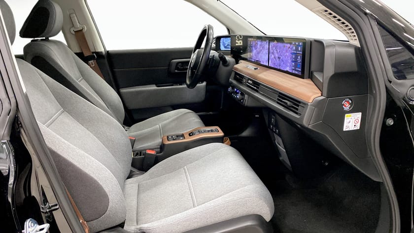 Bild 3 av Honda E 35.5 kWh 136hk BACKKAMERA TAKLUCKA