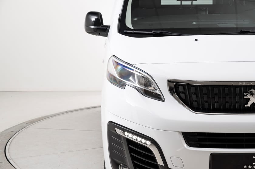 Bilde 5 av Peugeot e-Expert 75 kWh Mester L2 | Cruise/Krok/Kamera/HUD
