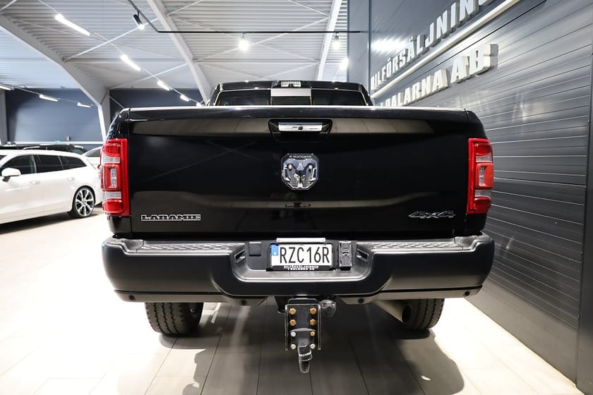 Bild 5 av RAM 2500 Mega Cab Dodge Laramie 6.7 Cummins 4x4 375hk