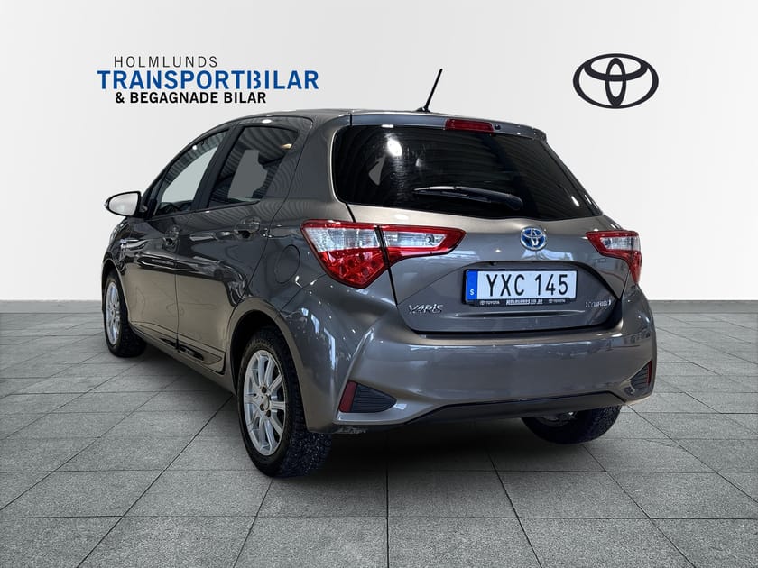 Bild 3 av Toyota Yaris Hybrid 1,5 HSD 5-D Style Comfort Pack V-HJUL VÄRMARE LED-Ramp