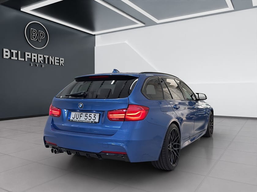 Bild 4 av BMW 320d Touring Steptronic M Sport/Navi/Harman/Alcantara/Headup