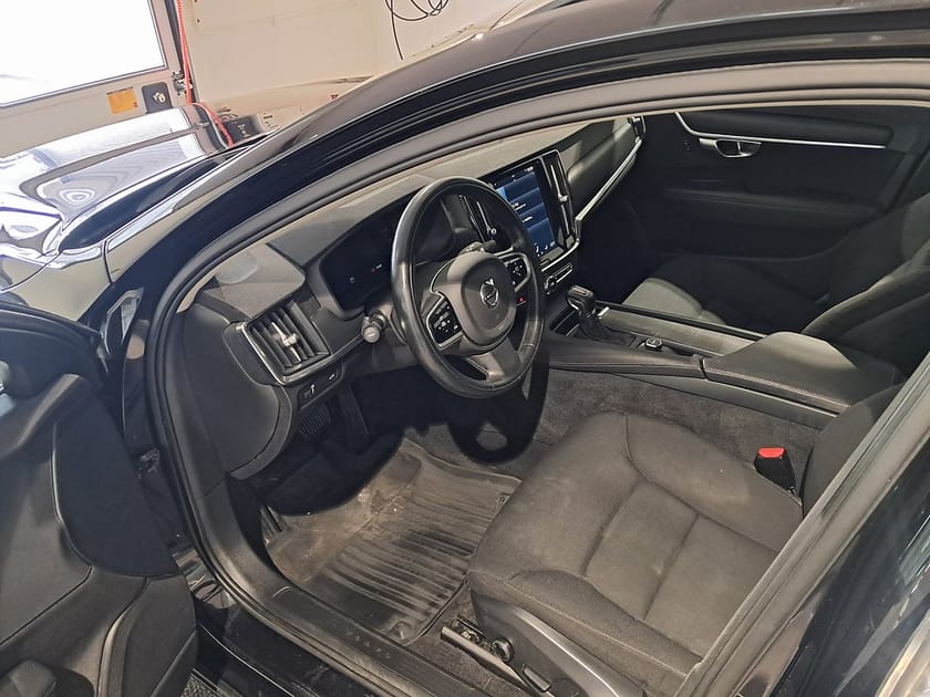 Bild 2 av Volvo V90 D3 150HK Business