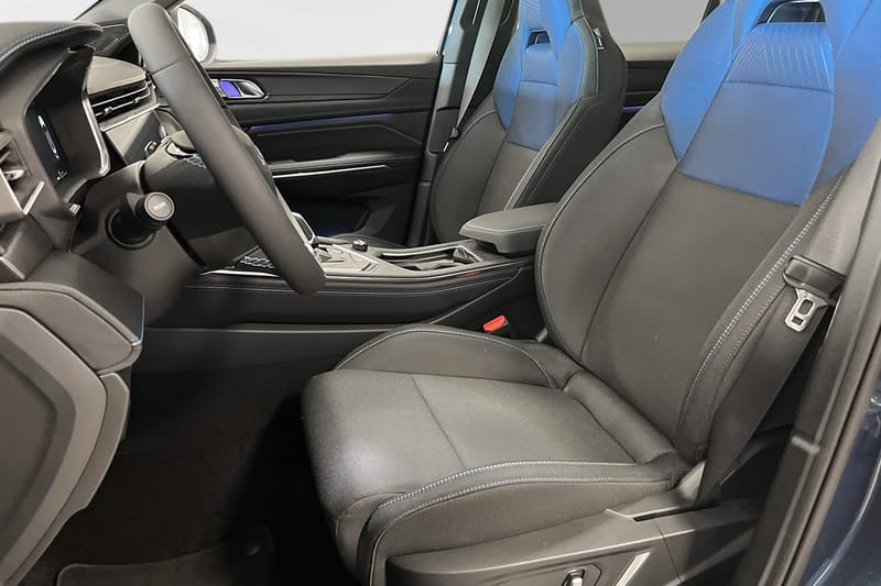 Lynk & Co 01 PHEV