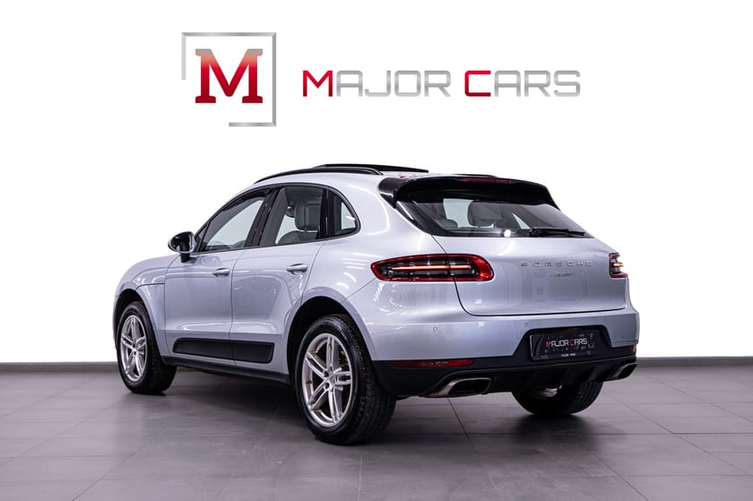 Bild 4 av Porsche Macan PDK Pano BOSE Carplay B-Kamera 252hk 1 Ägare