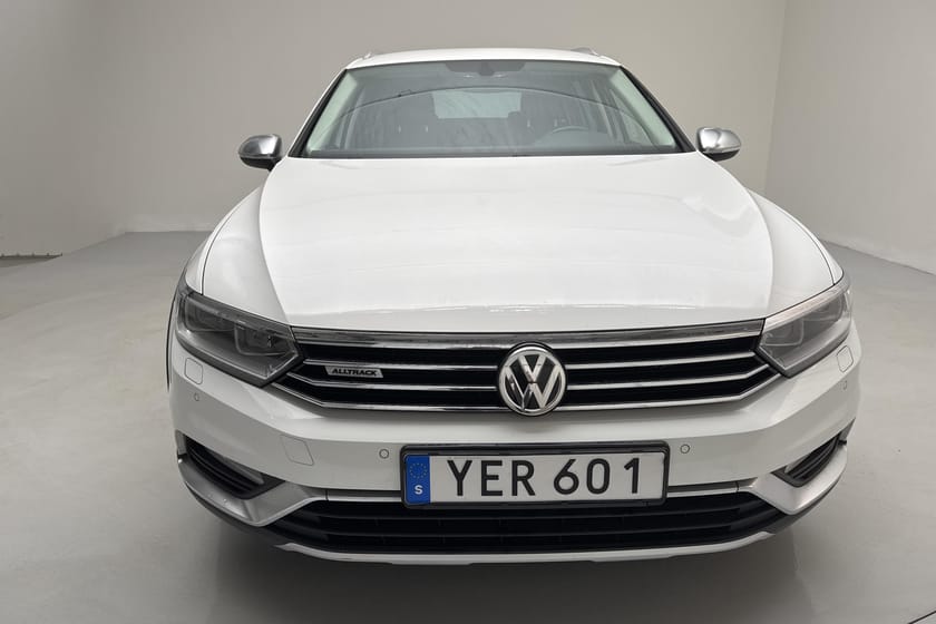 Bild 5 av Volkswagen Passat Alltrack TDI 4MOTION 190hk Läder CarPlay
