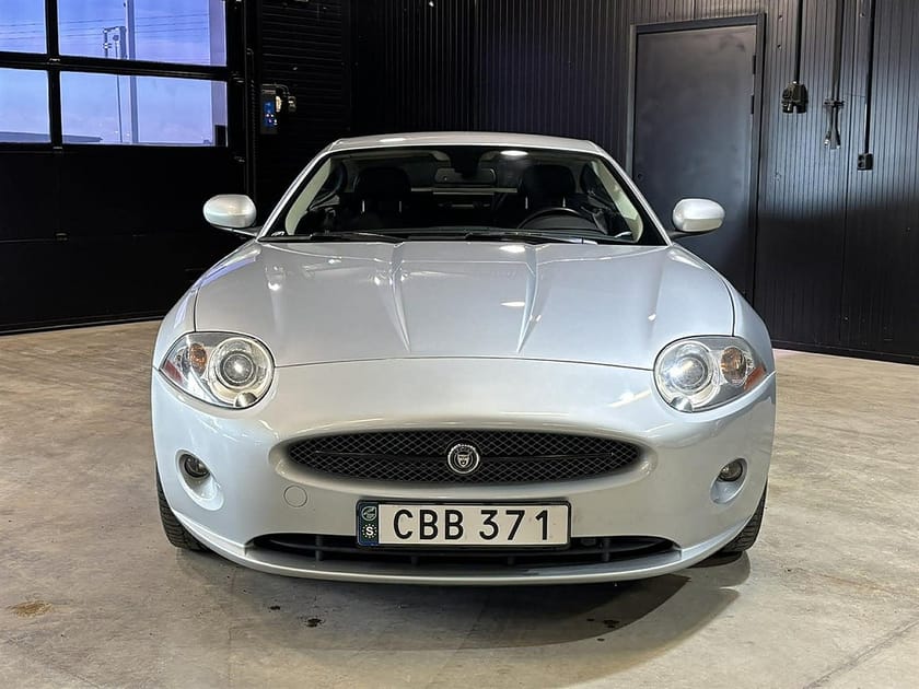 Bild 2 av Jaguar XK 4.2 V8 (298hk) 2-äg / 4612mil!