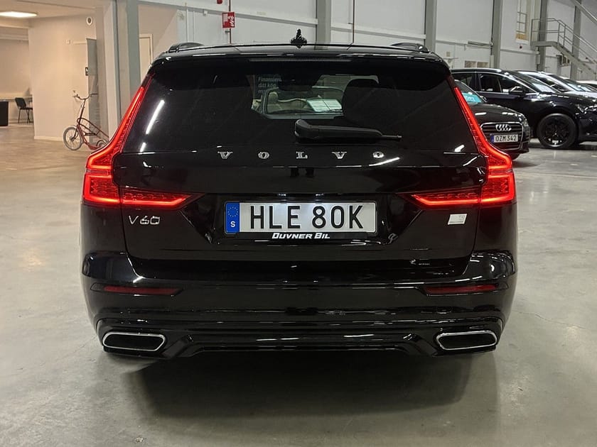 Bild 5 av Volvo V60 Recharge T8 AWD Geartronic R-Design