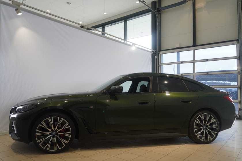 Bild 4 av BMW i4 eDrive40 Gran Coupé M-Sport Supercharged Innovation Laser Taklucka 20