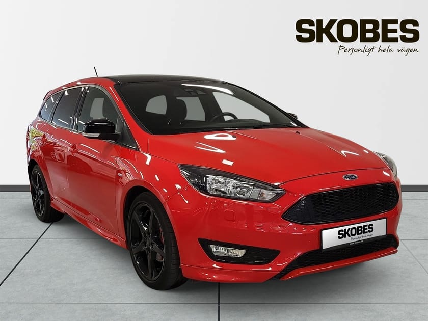 Bild 1 av Ford Focus Kombi 1.0 125 ST Line Red
