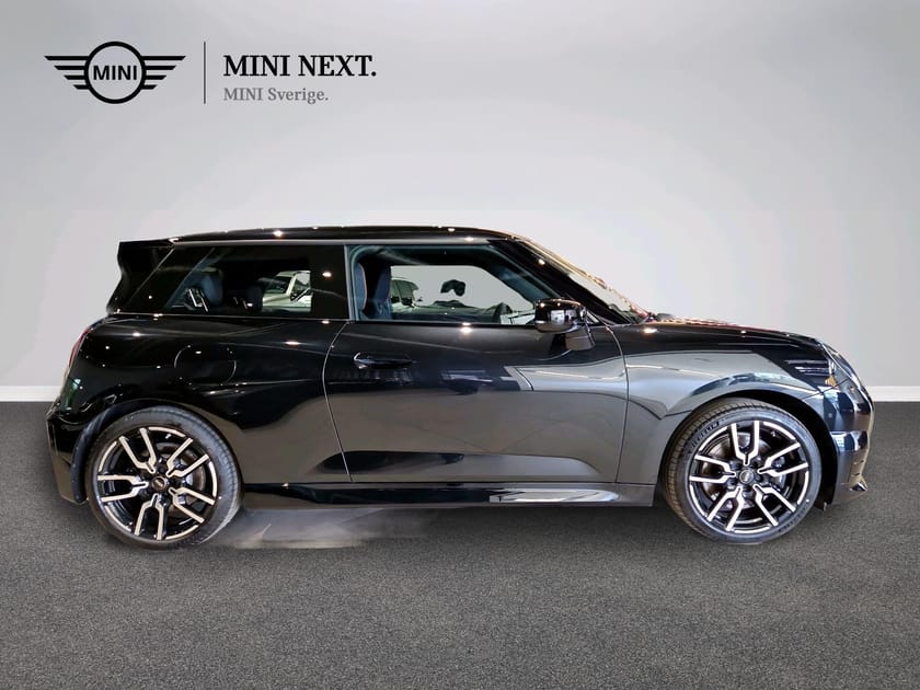 Bild 2 av MINI Cooper SE John Works Trim, Paket S