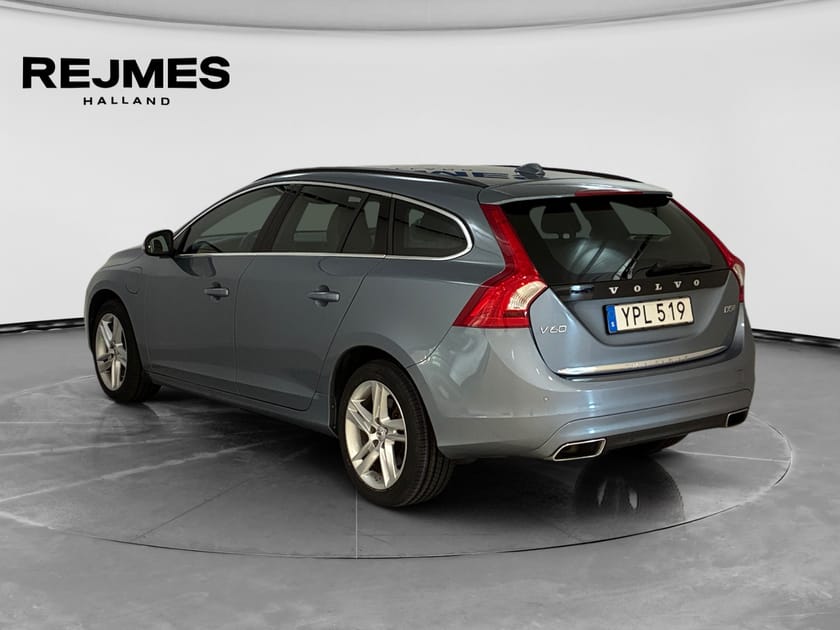 Bild 2 av Volvo V60 D5 AWD Twin Engine Classic Momentum