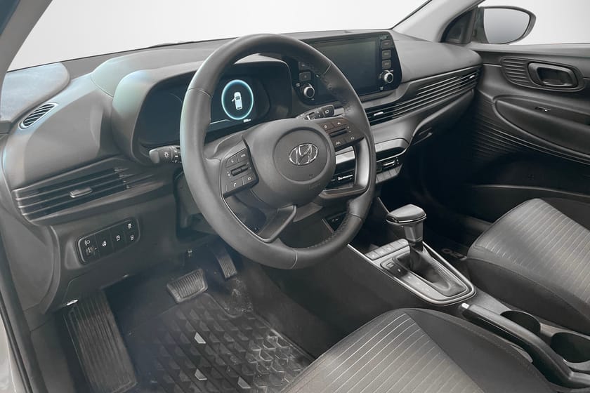 Bild 4 av Hyundai i20 1,0T 100hk Automat MHEV Essential B-Kamera Apple Carplay
