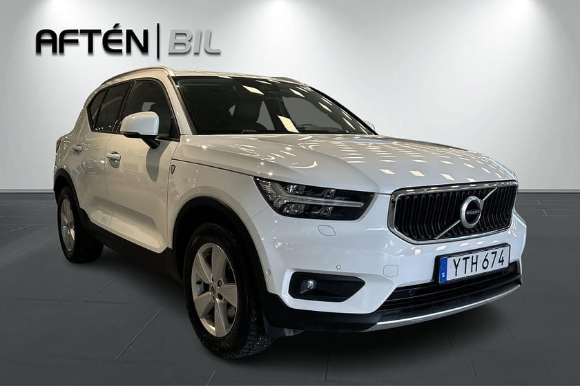 Bild 4 av Volvo XC40 D3 AWD Momentum S+V hjul /Drag/P-sensorer fram o bak