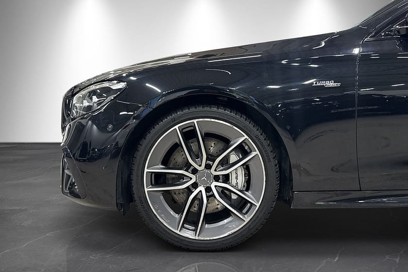 Bild 4 av Mercedes-Benz AMG E 53 T 4MATIC+ 435hk Moms Drag Pano Luftfjädring Nyserv