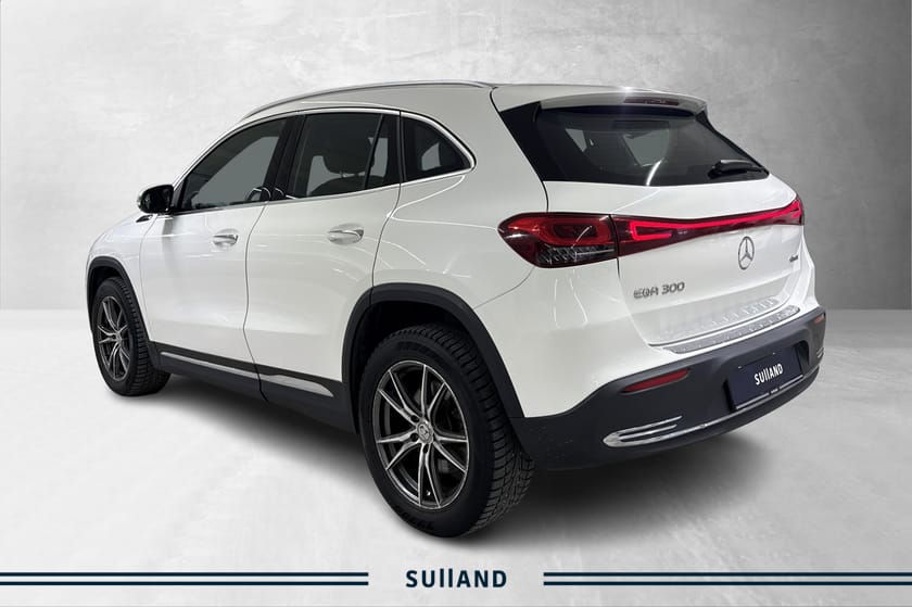 Bilde 4 av Mercedes-Benz EQA 300 4MATIC 4MATIC/ Ryggekamera/ Soltak/ Cruisekontroll/Lav km