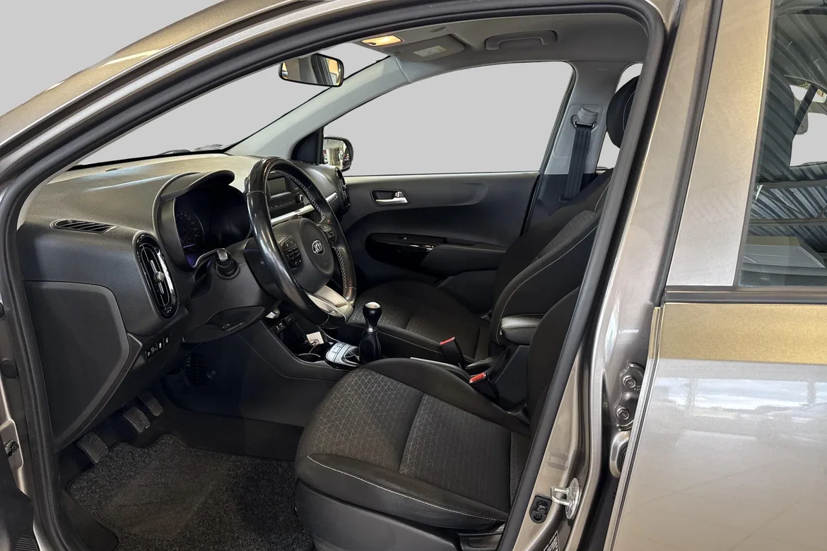 picture of a car