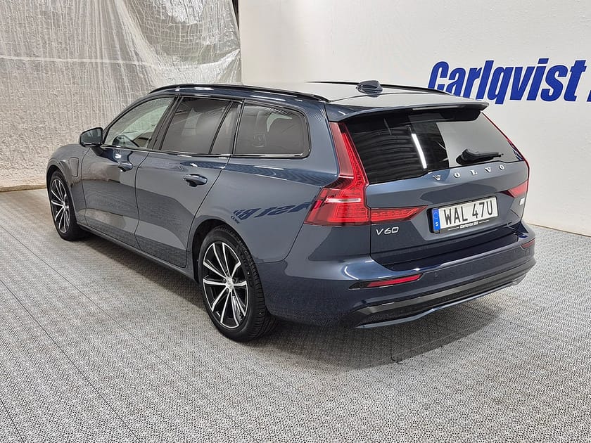 Bild 3 av Volvo V60 T6 Recharge Plus Dark plug in AWD 350HK 4x4 Läder