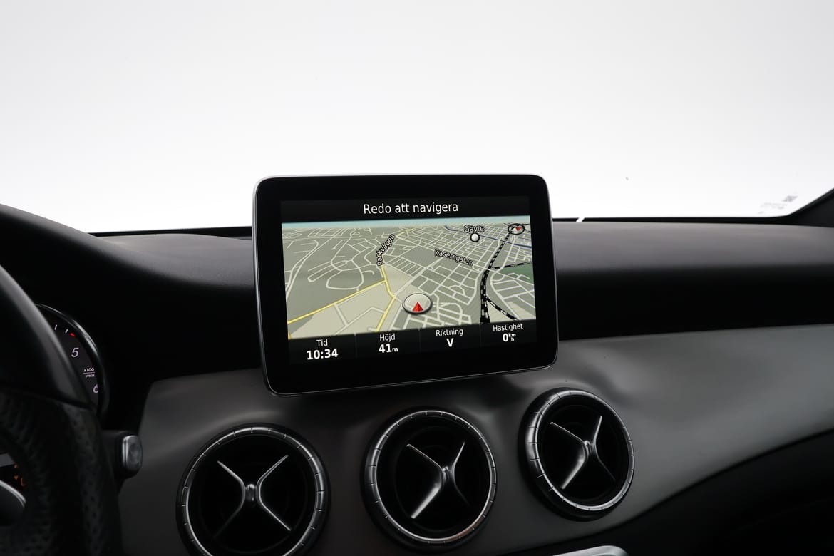 Mercedes-Benz CLA 2016 - miniatyr 13