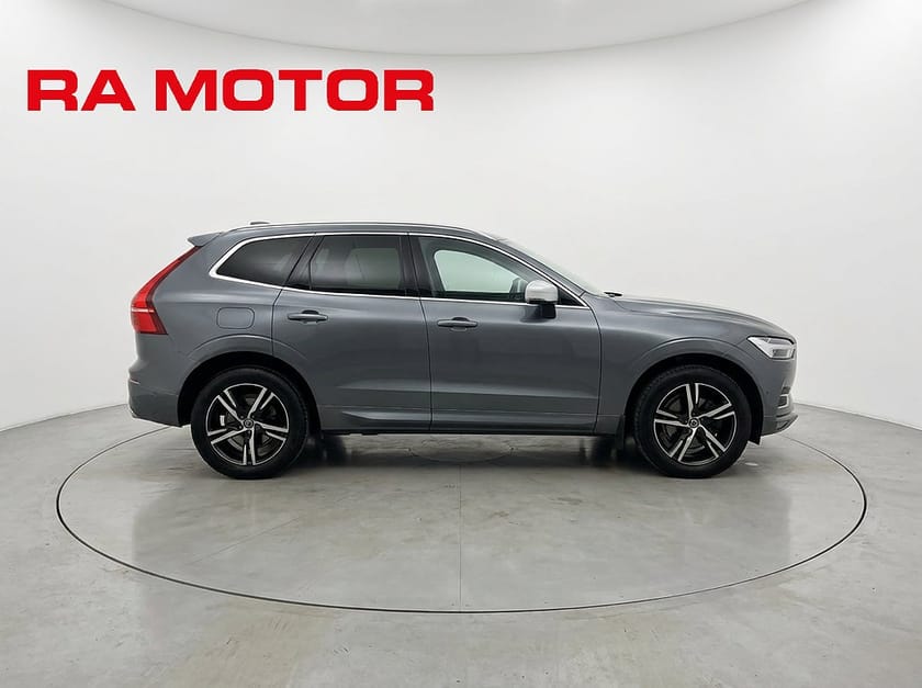 Bild 5 av Volvo XC60 T5 250hk R-Design | B&W | Drag | 360° | Navi | HUD |