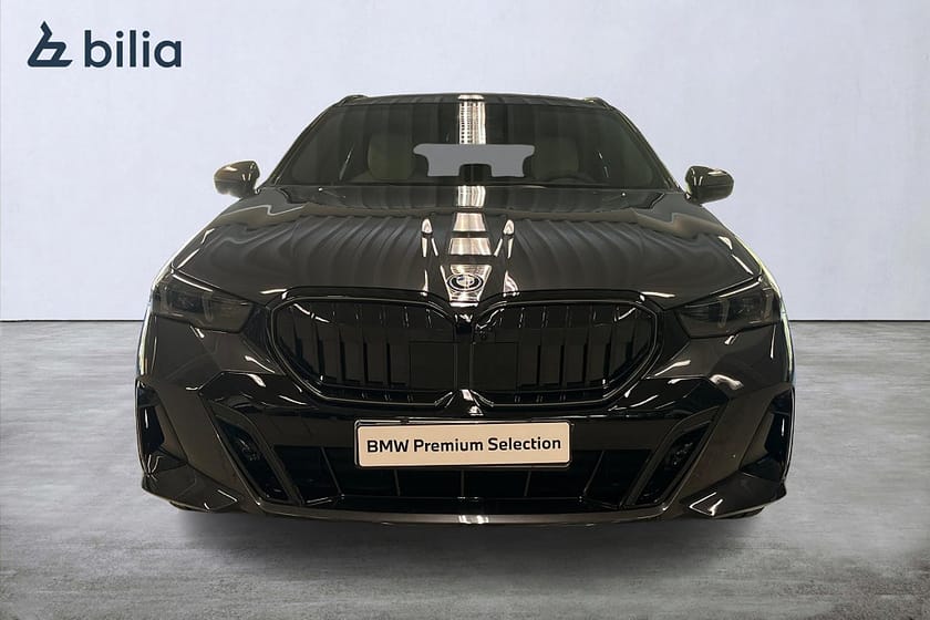 Bild 5 av BMW 530e xDrive Touring M-Sport Business | Drag | 21tum | Head-U