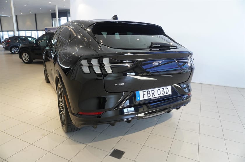 Bild 5 av Ford Mustang Mach-E GT Pano B O Magneride