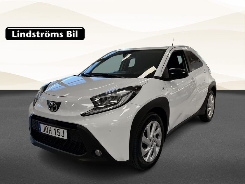 Bild 1 av Toyota Aygo X Play 1.0 72hk S&V-hjul