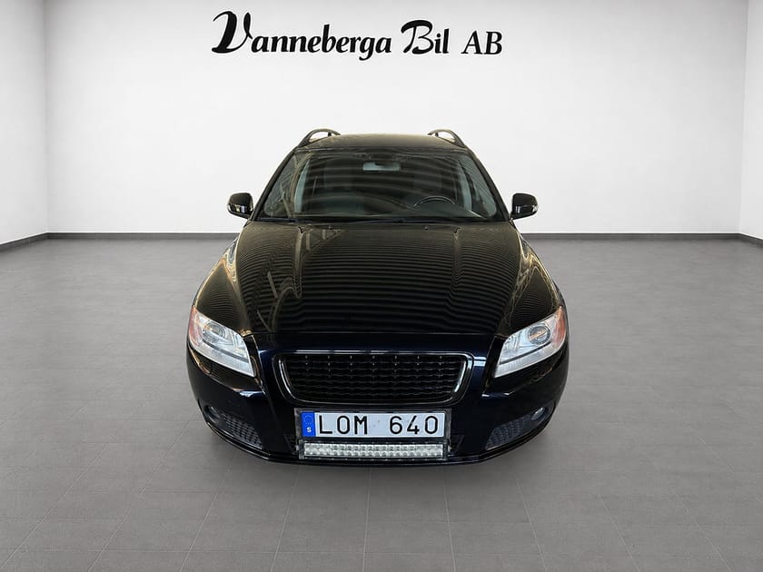 Bild 2 av Volvo V70 D5 Geartronic Momentum Drag/Euro 5