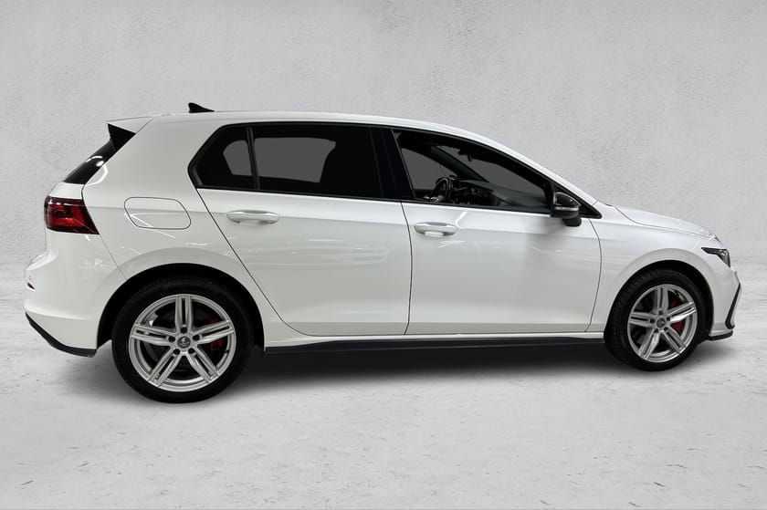 Bilde 5 av Volkswagen Golf GTE GTE/Sportsseter/R.Kamera/AppleCarplay/Navi/ACC
