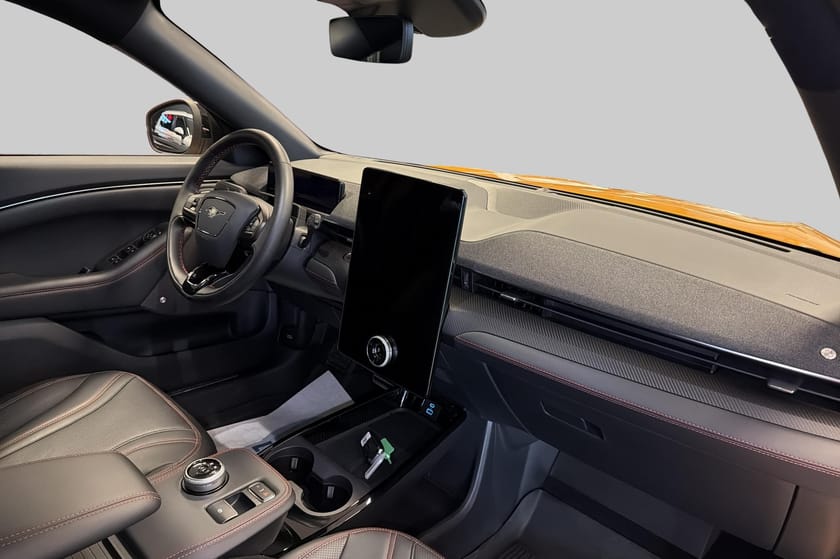 Bild 4 av Ford Mustang Mach-E Standard Range AWD *KAMPANJRÄNTA 3,95%*