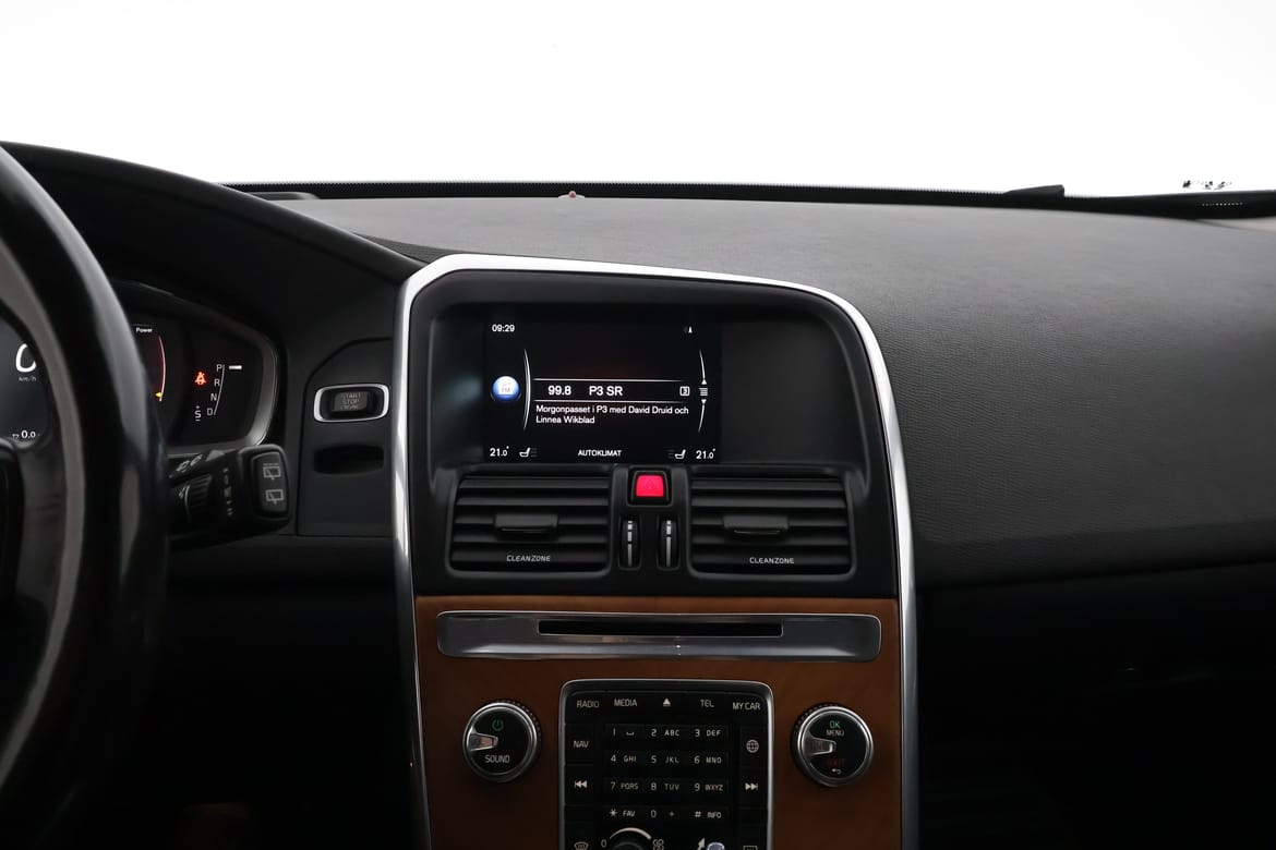 Volvo XC60 2017 - miniatyr 13