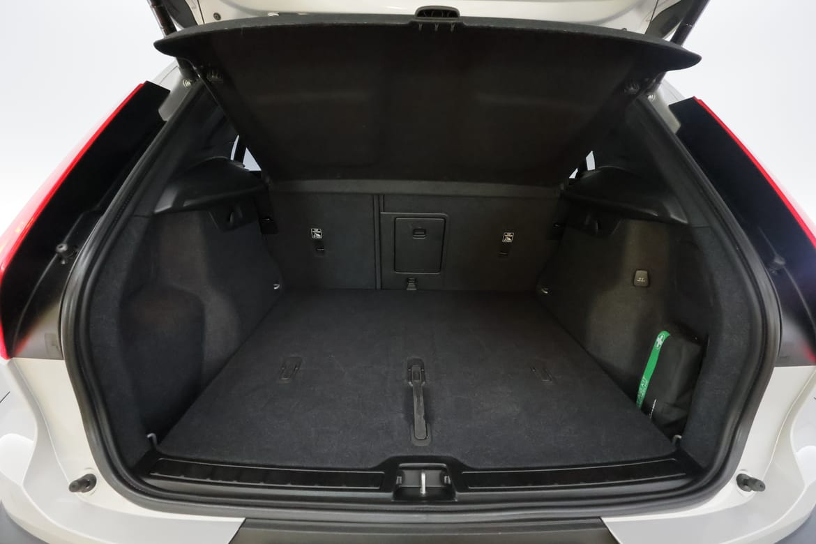 Volvo XC40 2024 - miniatyr 17