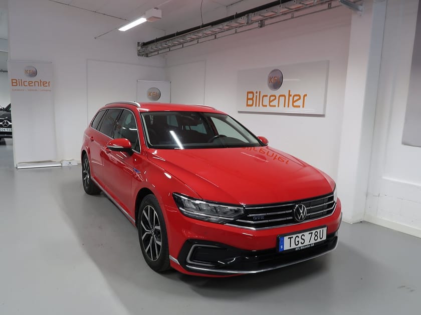 Bild 3 av Volkswagen Passat Sportscombi GTE 1.4 TSI V-Däck ingår Drag-Navi-Kamera-Keyless-CarPl