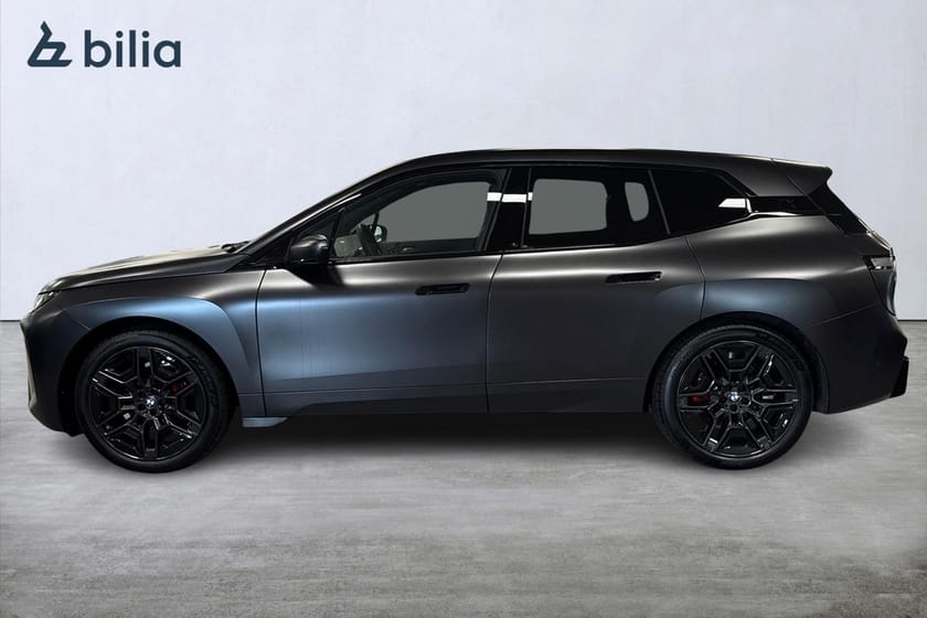 Bild 3 av BMW iX xDrive60 xDrive 60 M-Sport Pro | Panorama | B&W | Supercharged